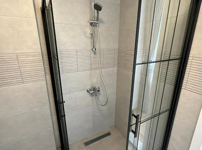 House Of Spring Daire